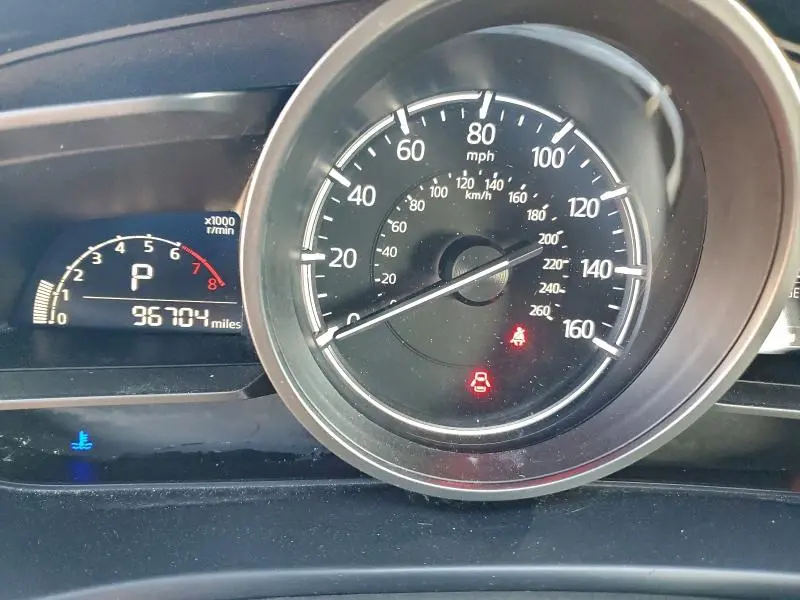 2018 MAZDA 3 TOURING  