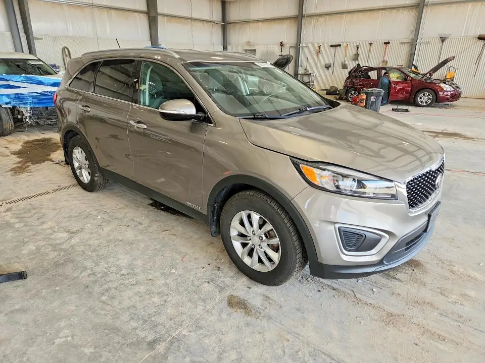 2016 KIA SORENTO LX V6  