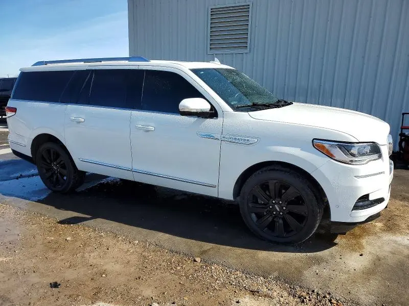 2023 LINCOLN NAVIGATOR L RESERVE  