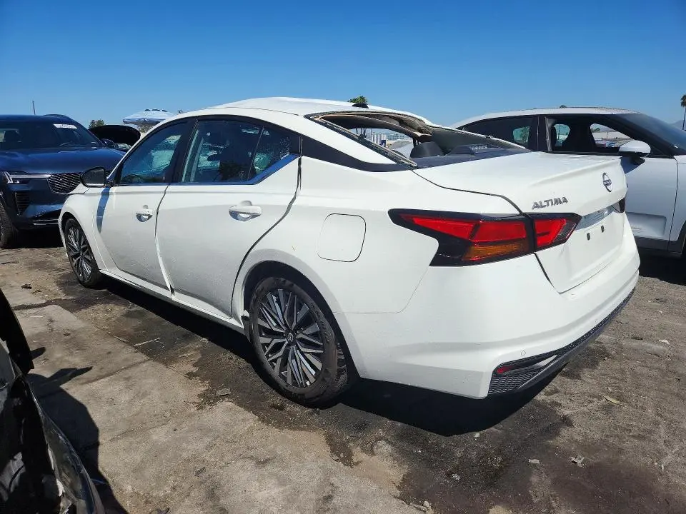 2026 NISSAN ALTIMA SV  