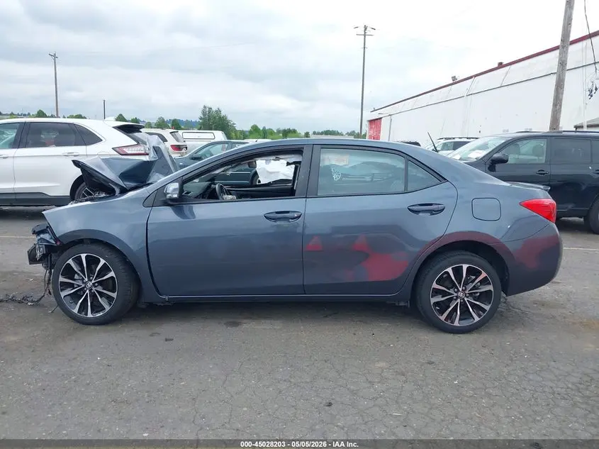 2017 TOYOTA COROLLA SE