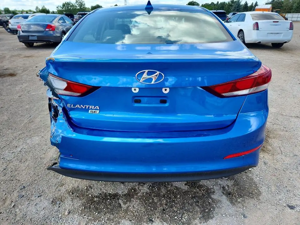 2017 HYUNDAI ELANTRA SE  