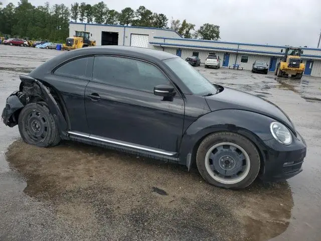 2012 VOLKSWAGEN BEETLE   