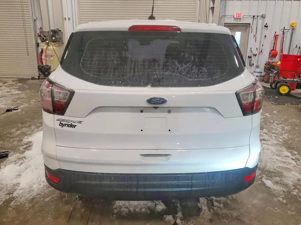 2017 FORD ESCAPE S  