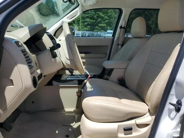 2010 FORD ESCAPE LIMITED  