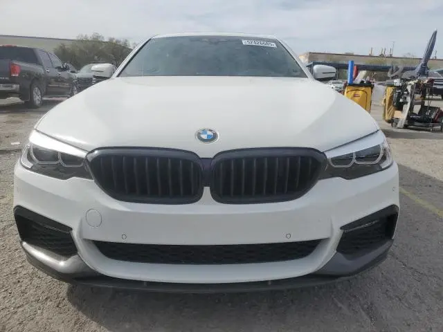 2018 BMW 530E 