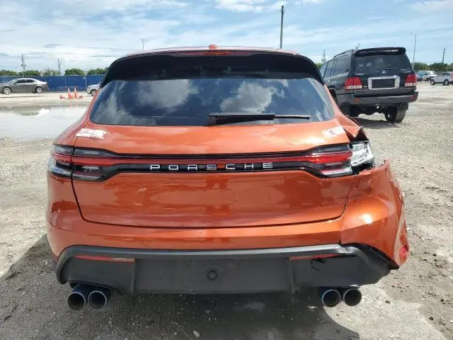 2022 PORSCHE MACAN