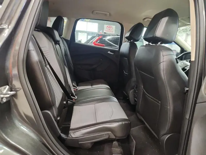 2017 FORD ESCAPE TITANIUM  