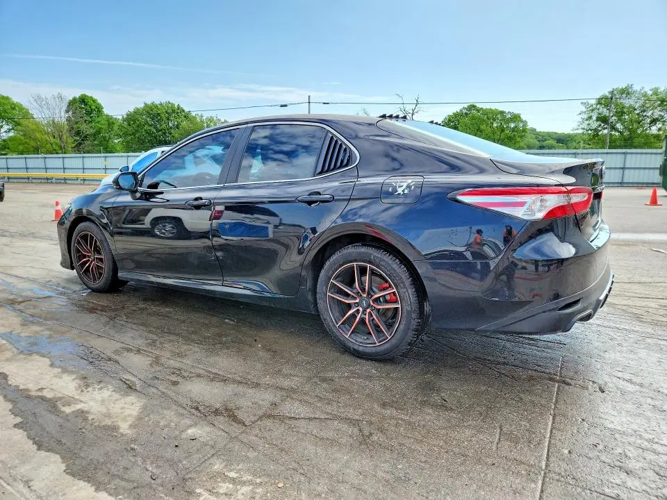 2018 TOYOTA CAMRY LE  
