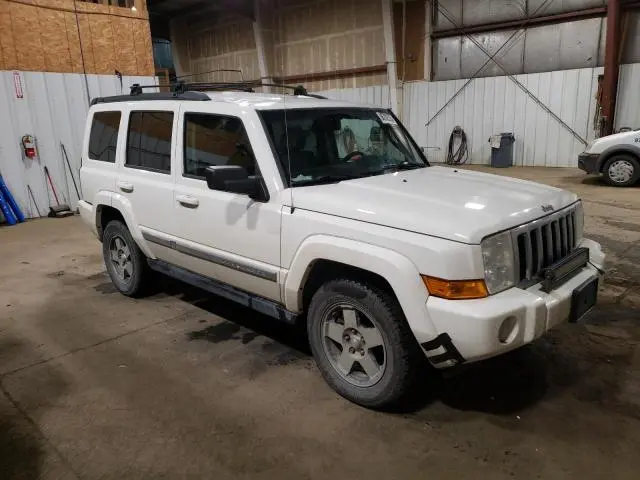 2010 JEEP COMMANDER SPORT