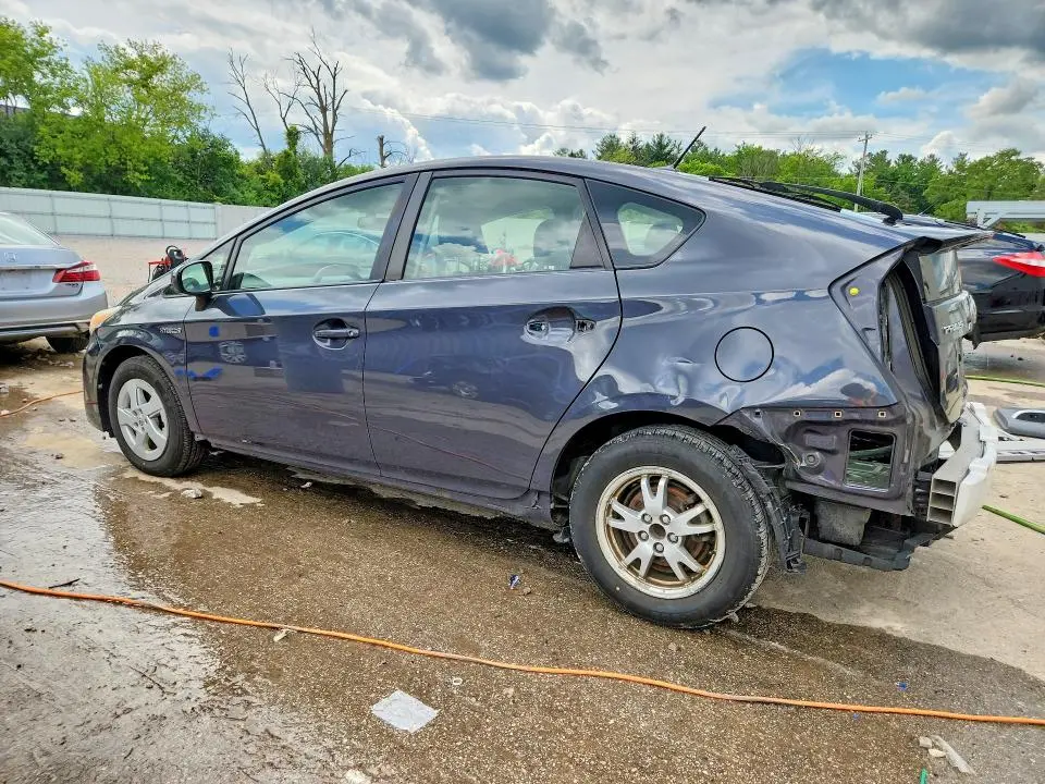 2010 TOYOTA PRIUS II  
