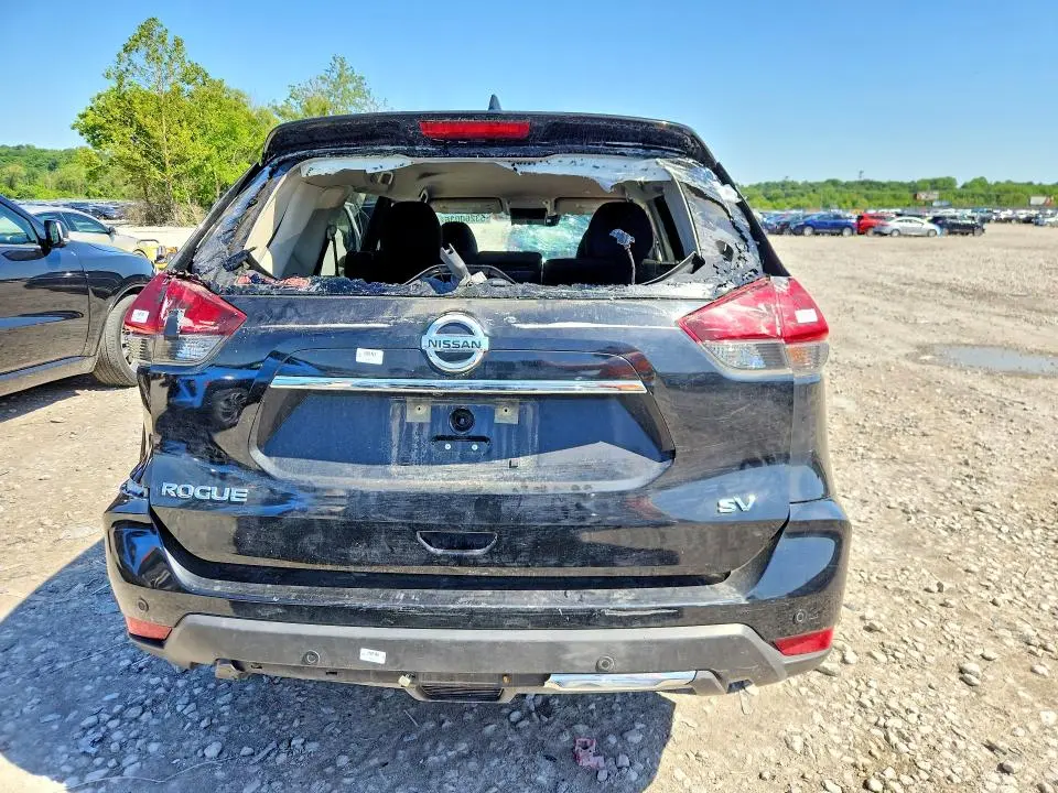 2020 NISSAN ROGUE SV  