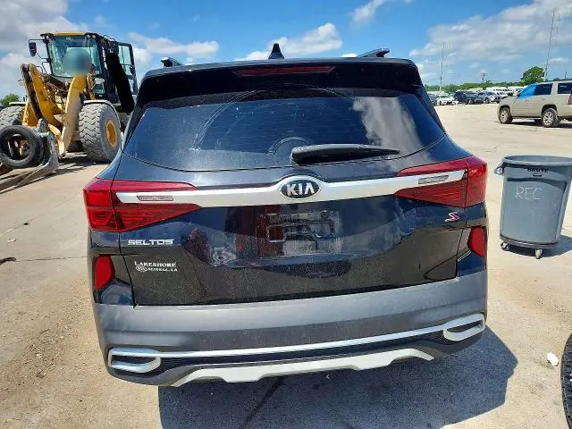 2021 KIA SELTOS S  