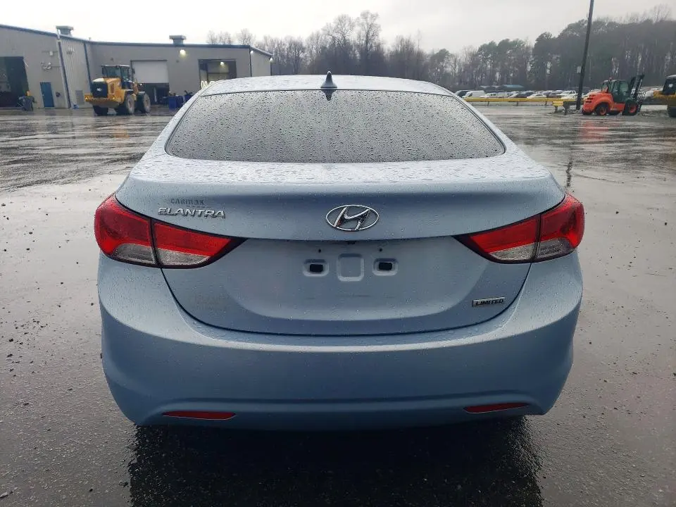 2013 HYUNDAI ELANTRA LIMITED  