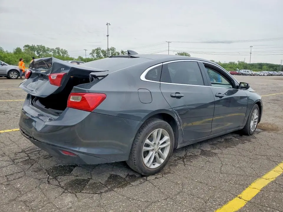 2017 CHEVROLET MALIBU LT  