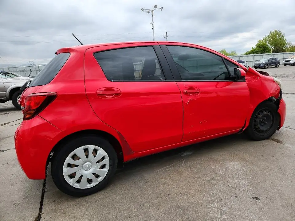 2015 TOYOTA YARIS 5-DOOR L  
