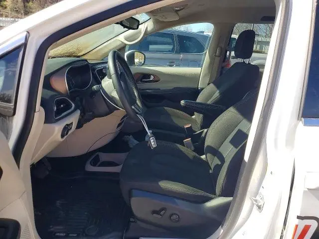 2023 CHRYSLER VOYAGER   