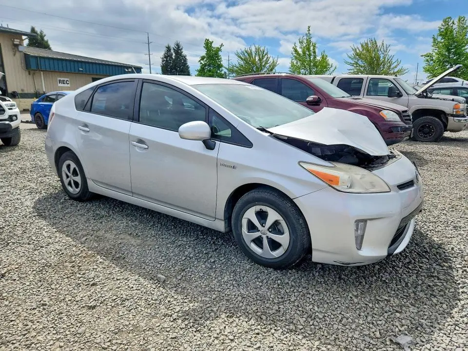 2014 TOYOTA PRIUS TWO  