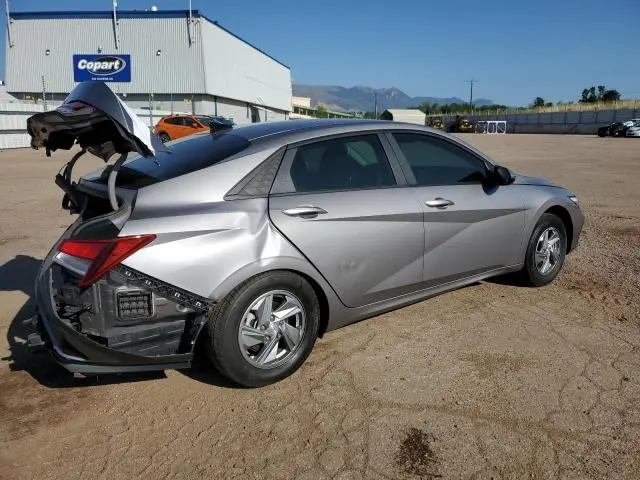 2024 HYUNDAI ELANTRA SE  