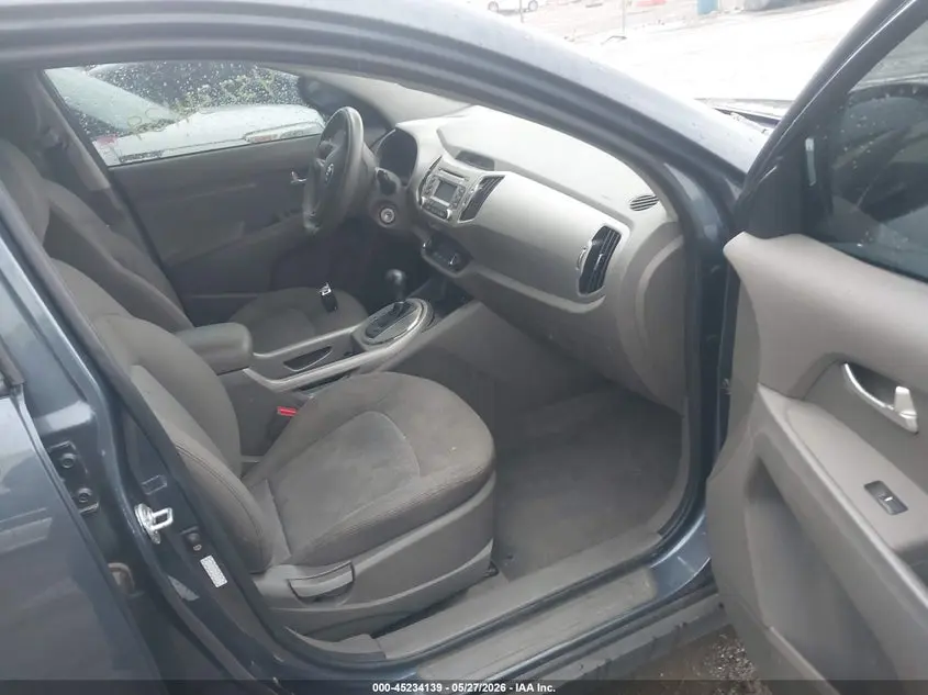 2016 KIA SPORTAGE LX