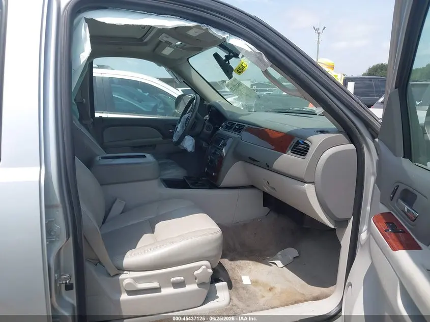 2012 CHEVROLET SUBURBAN LT
