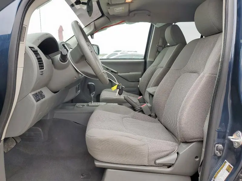 2021 NISSAN FRONTIER S  