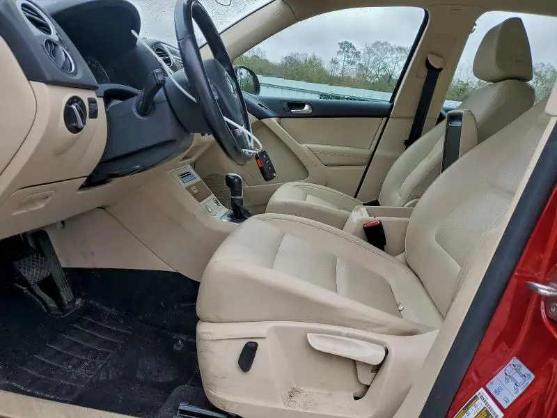 2016 VOLKSWAGEN TIGUAN S  