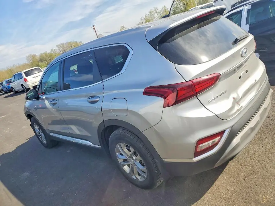 2020 HYUNDAI SANTA FE SE  
