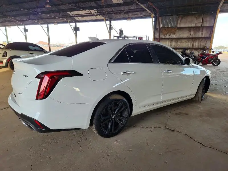 2021 CADILLAC CT4 LUXURY  