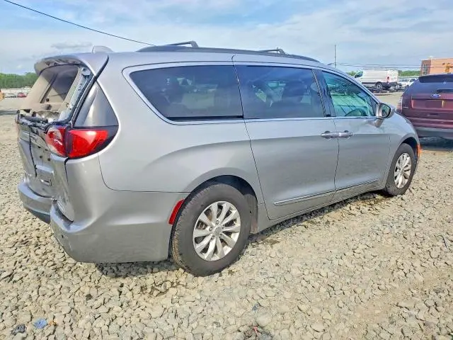 2017 CHRYSLER PACIFICA TOURING L  