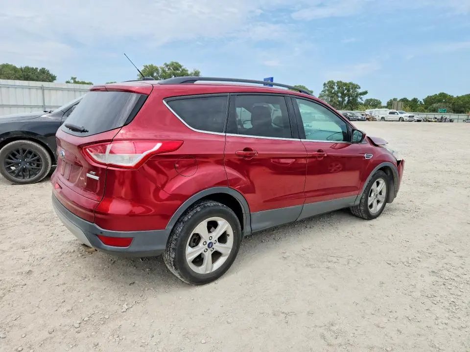 2016 FORD ESCAPE SE  