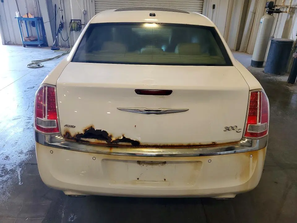 2013 CHRYSLER 300C   