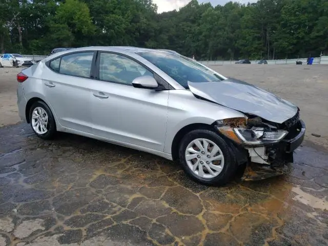 2018 HYUNDAI ELANTRA SE  