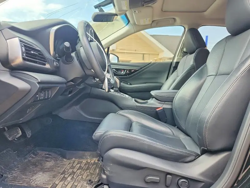 2022 SUBARU LEGACY LIMITED  