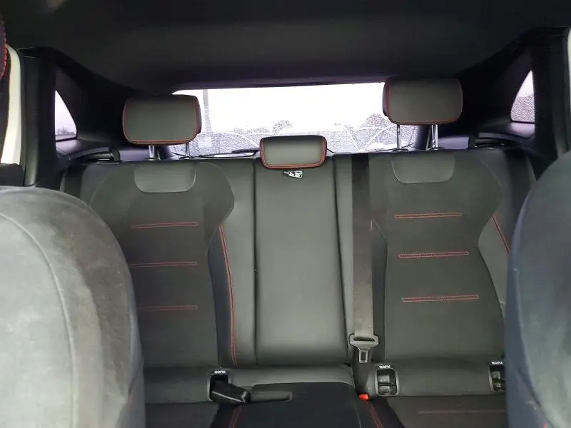 2021 MERCEDES-BENZ GLA 250  
