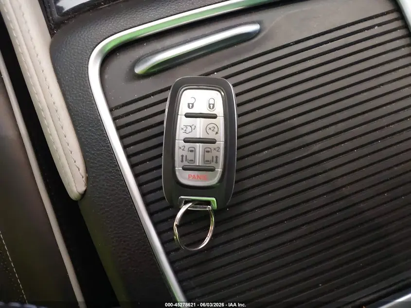 2022 CHRYSLER PACIFICA LIMITED AWD