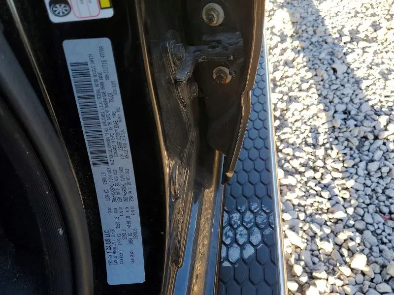 2019 RAM 1500 LARAMIE  