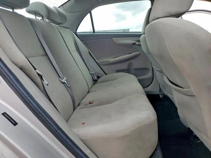 2010 TOYOTA COROLLA LE  