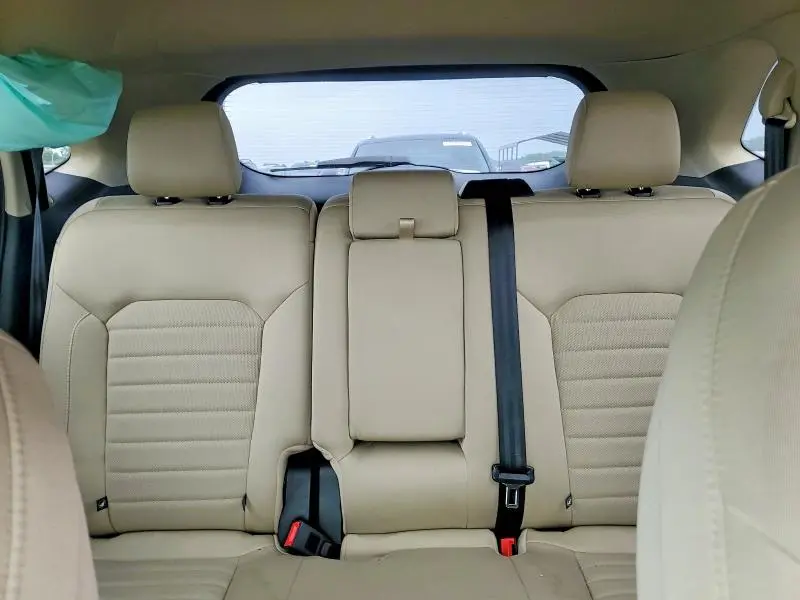 2018 FORD EDGE SE  