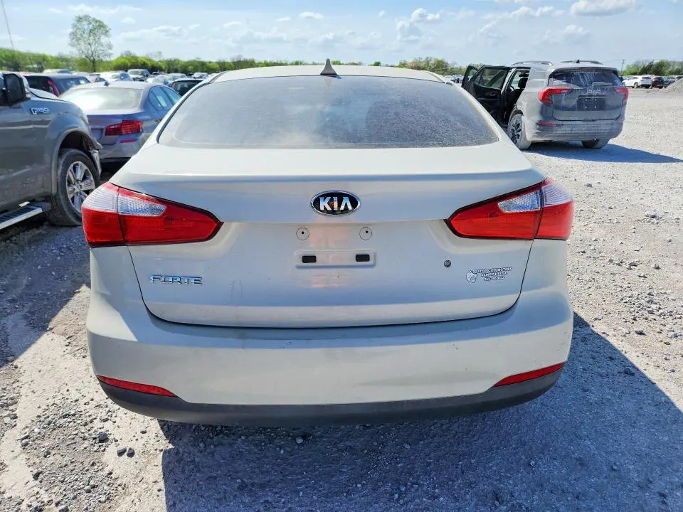 2015 KIA FORTE LX  