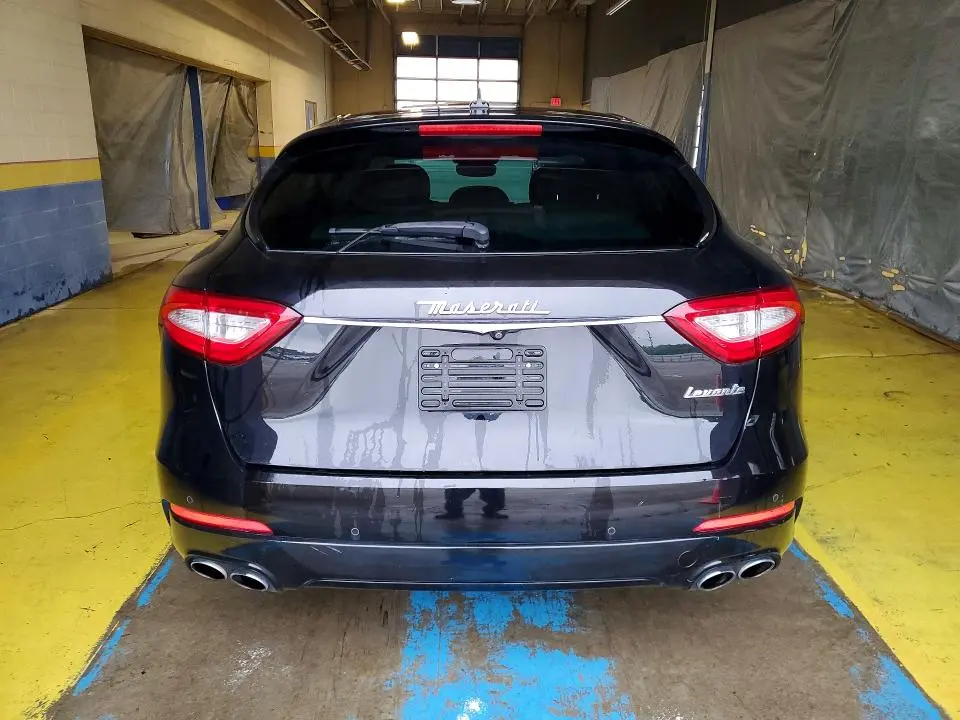 2017 MASERATI LEVANTE   