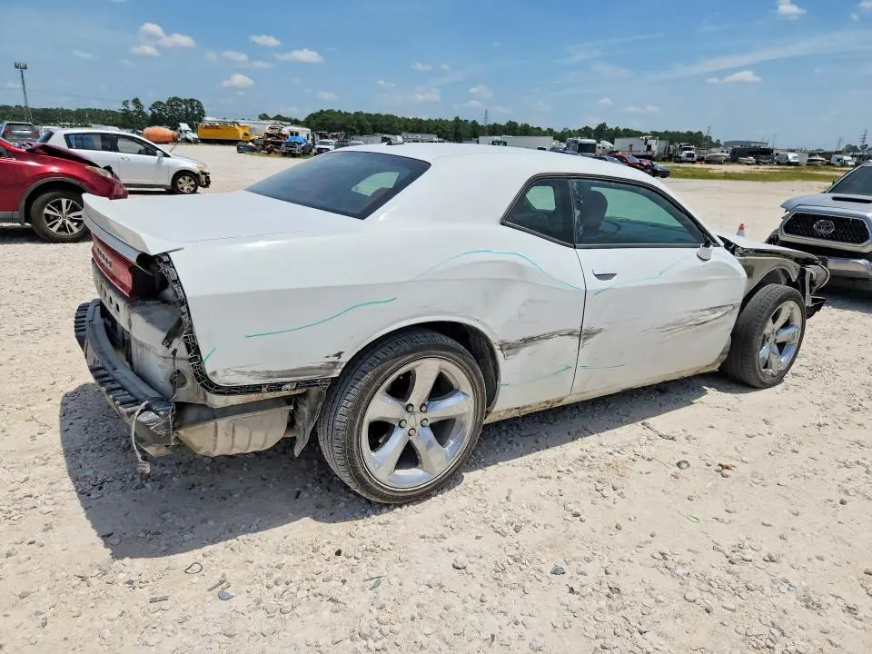 2013 DODGE CHALLENGER SXT  