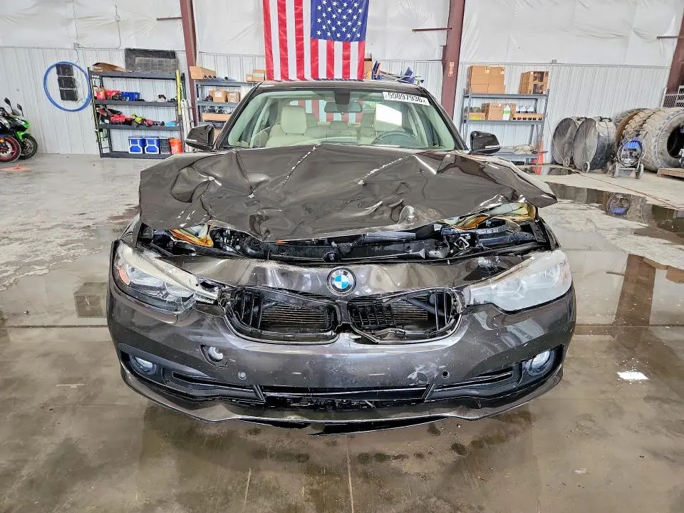2016 BMW 320 I  