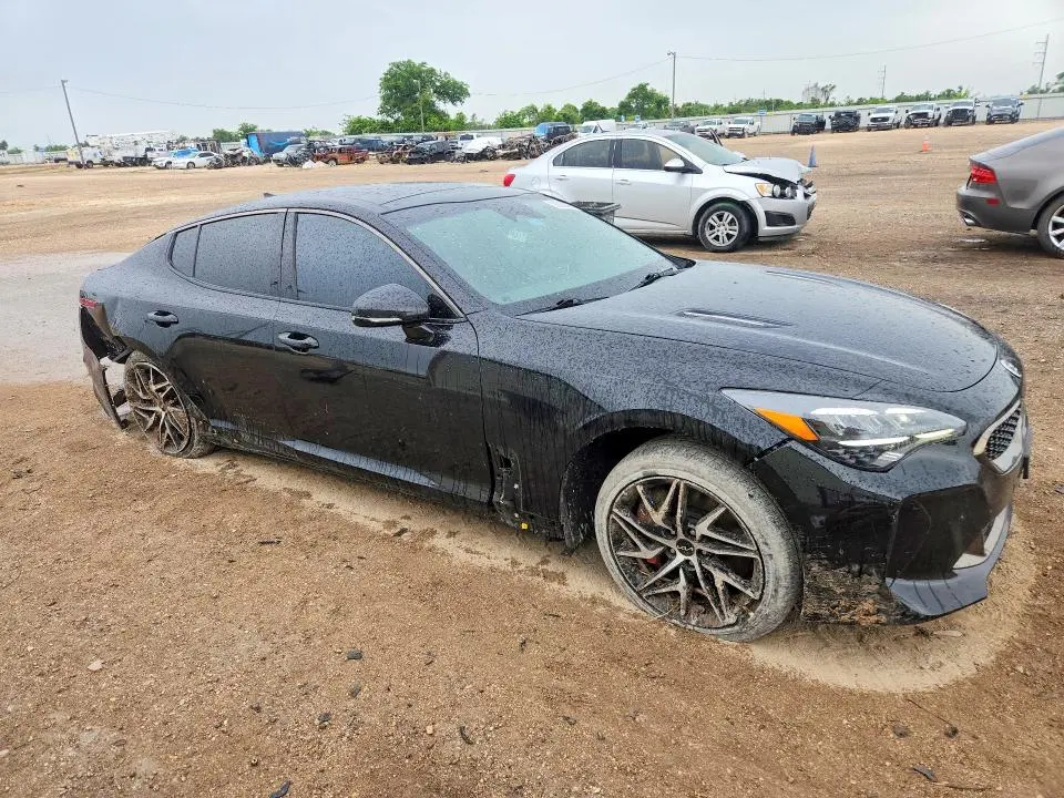 2023 KIA STINGER GT LINE  