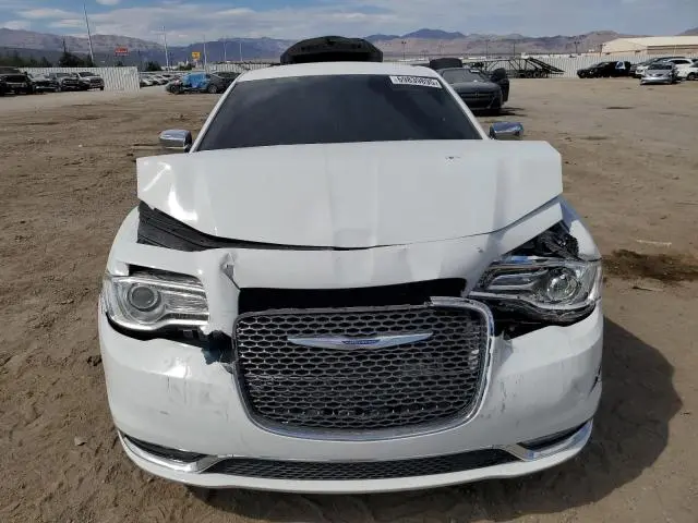 2019 CHRYSLER 300 LIMITED  