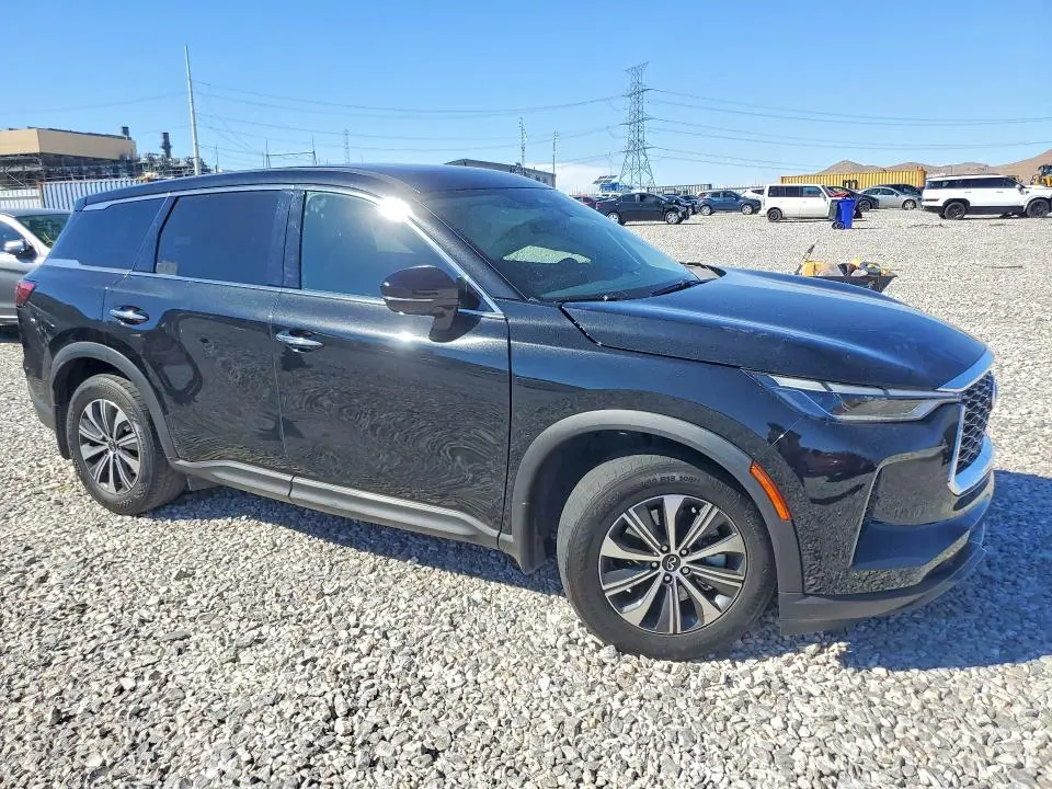 2024 INFINITI QX60 PURE  