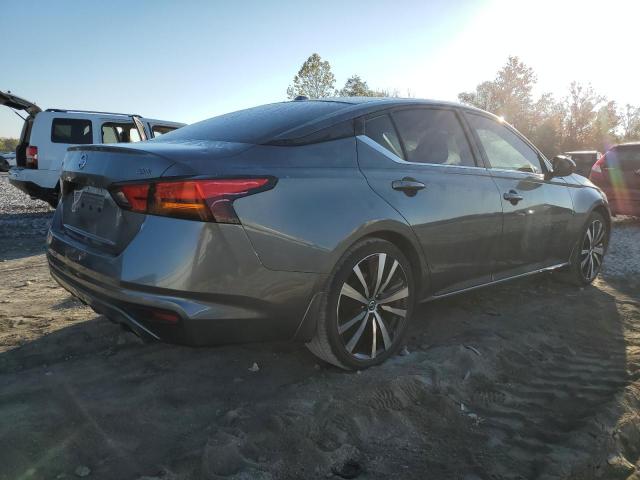 2019 NISSAN ALTIMA SR