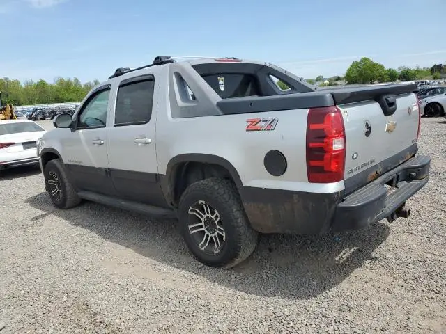 2011 CHEVROLET AVALANCHE LS