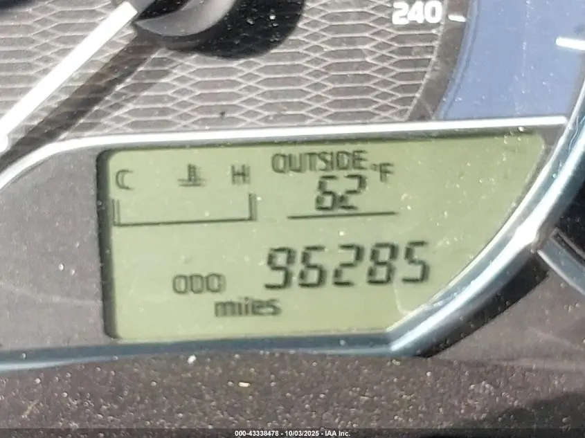 2016 TOYOTA COROLLA LE PLUS