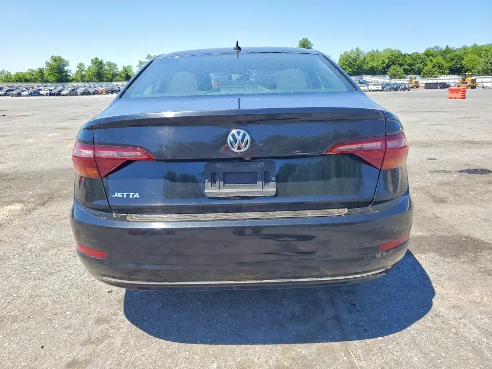 2019 VOLKSWAGEN JETTA SE  